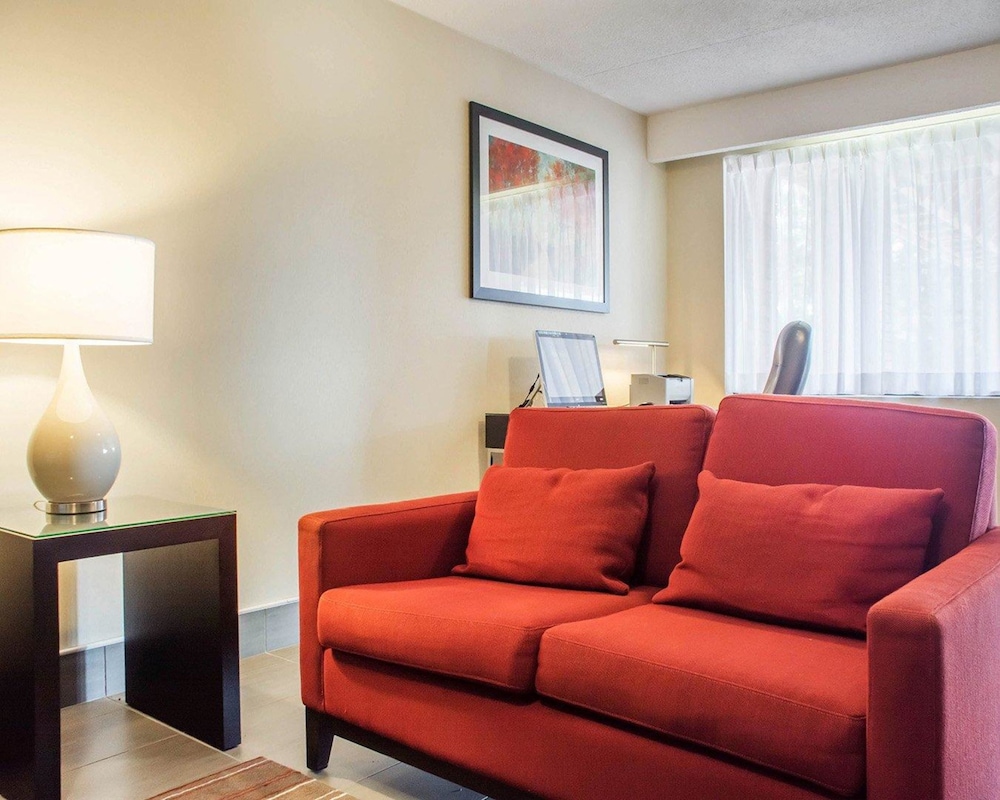 Brantford Vacations - Comfort Inn Brantford - Property Image 26