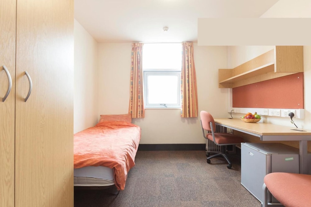 Davies Court - Hostel