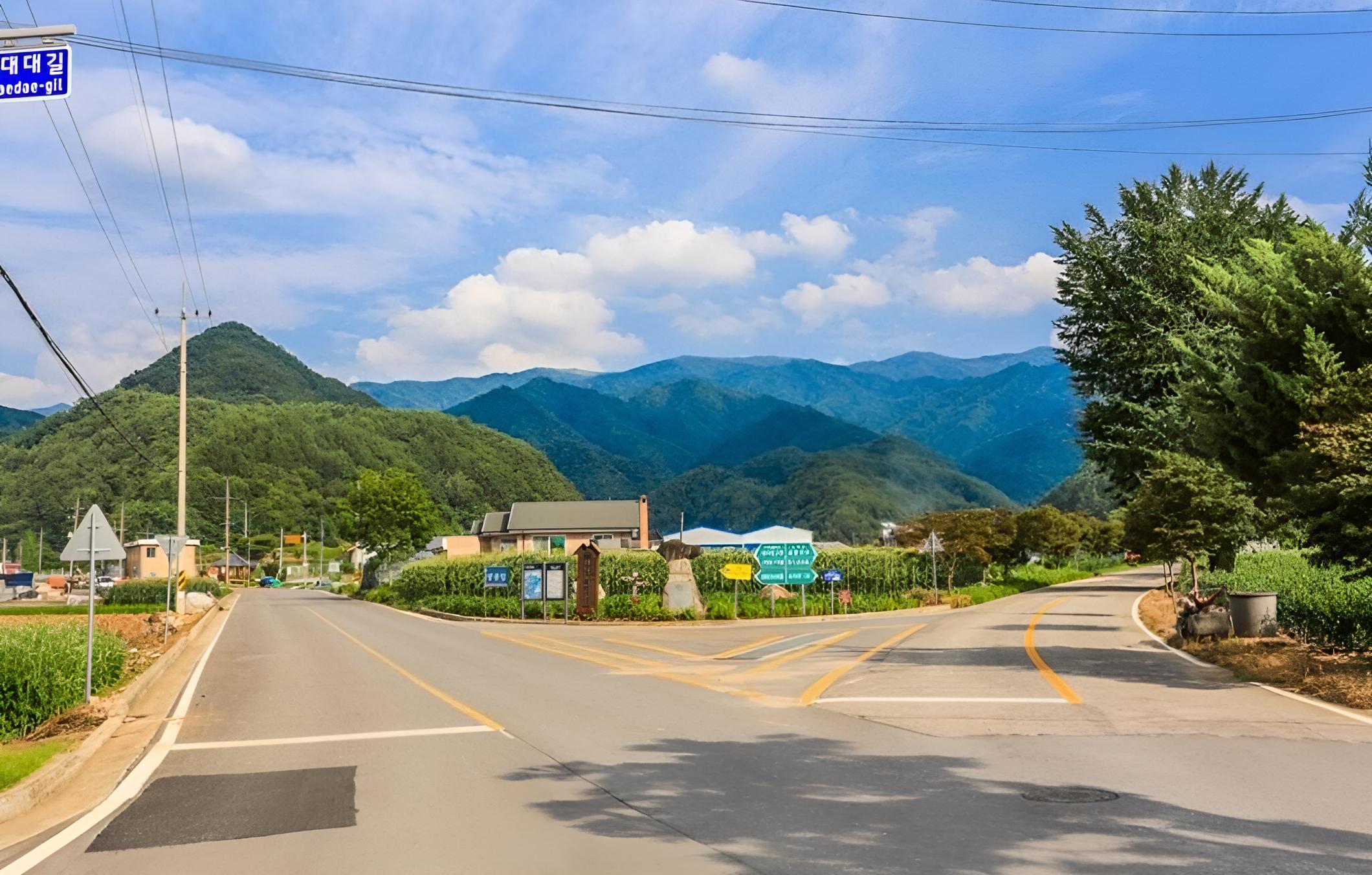 Danyang Hail Handmi Hanok Pension view 3