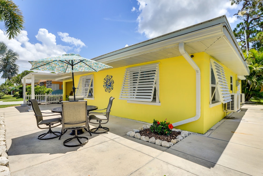 Bradenton Vacation Rental: Gas Grill  Water Views - Property Image 7