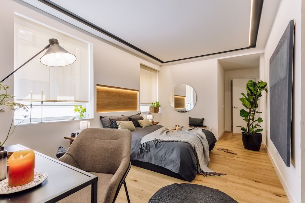 Kuma - 2 Bedrooms in Salamanca