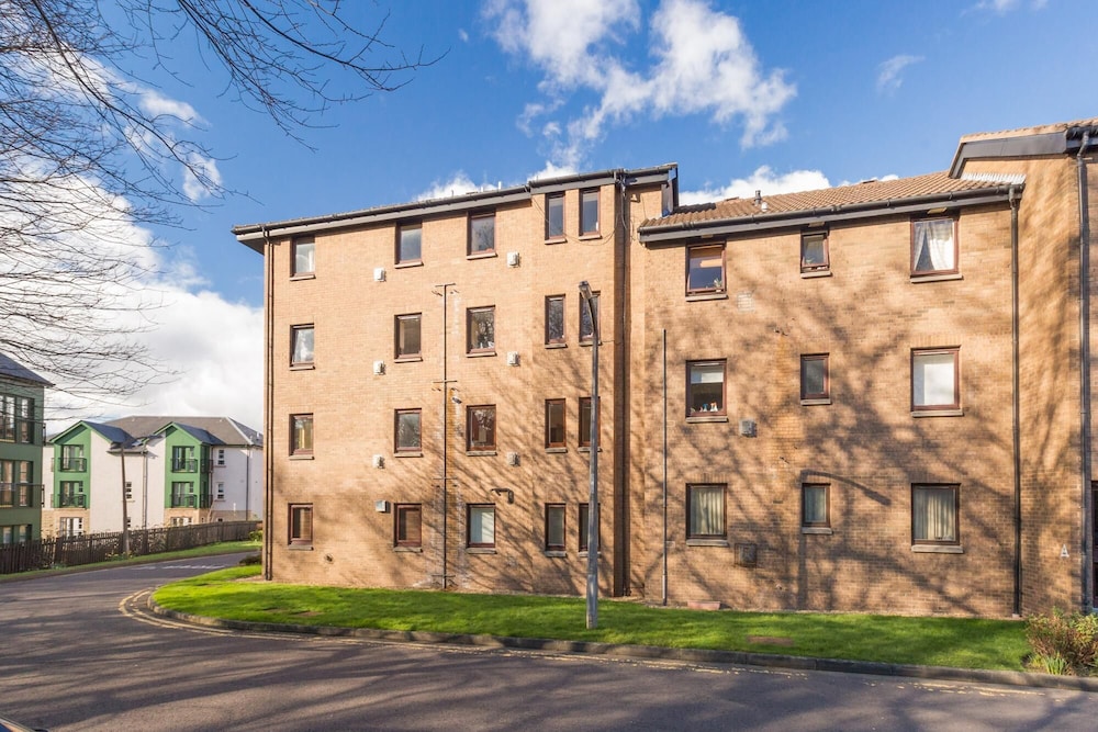 409 Cosy and Quiet 1 Bedroom Apartment in Canonmills With Parking view 4