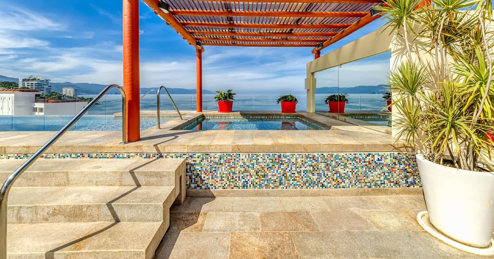 V166 106 in Jalisco With 1 Bedrooms and 1 Bathrooms
