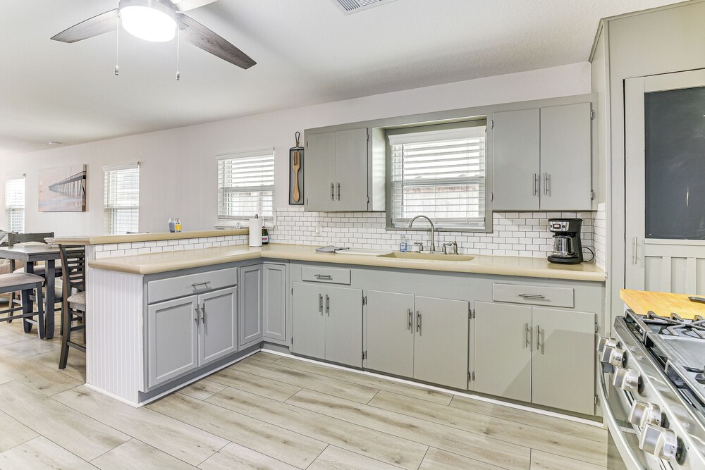 Steps to Seawall: Fenced Family Home in Galveston!