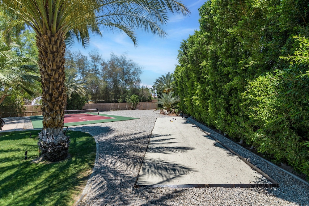 The Date Palm Estate by Avantstay Luxurious Private Retreat