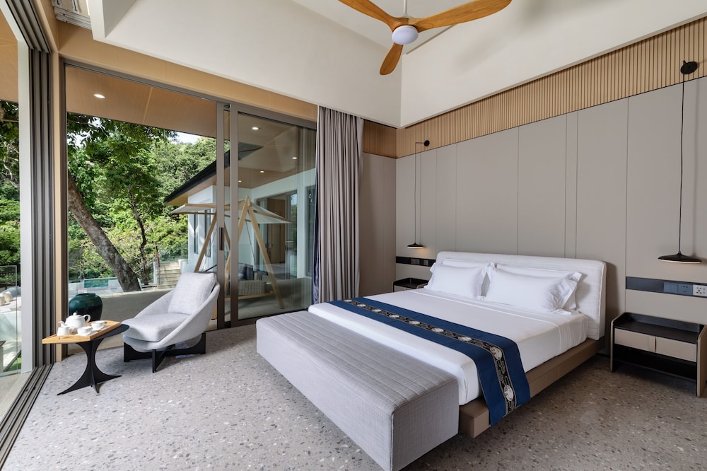 The Aquila Villa
