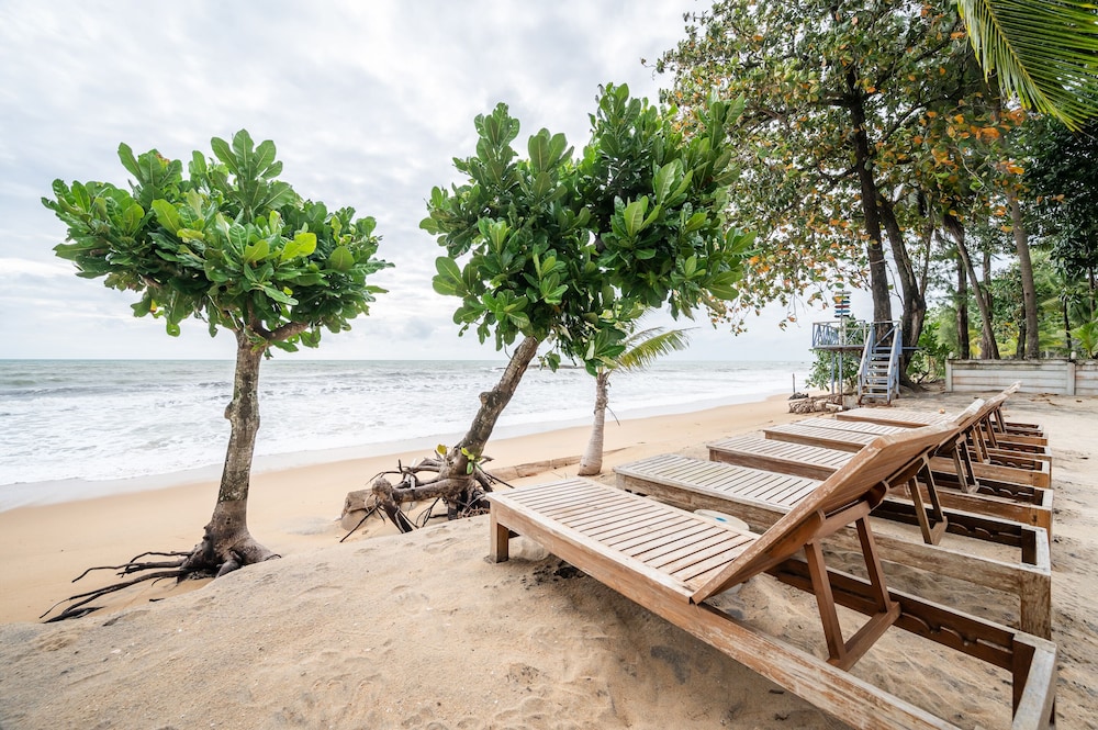 Kokotel Khao Lak Lighthouse