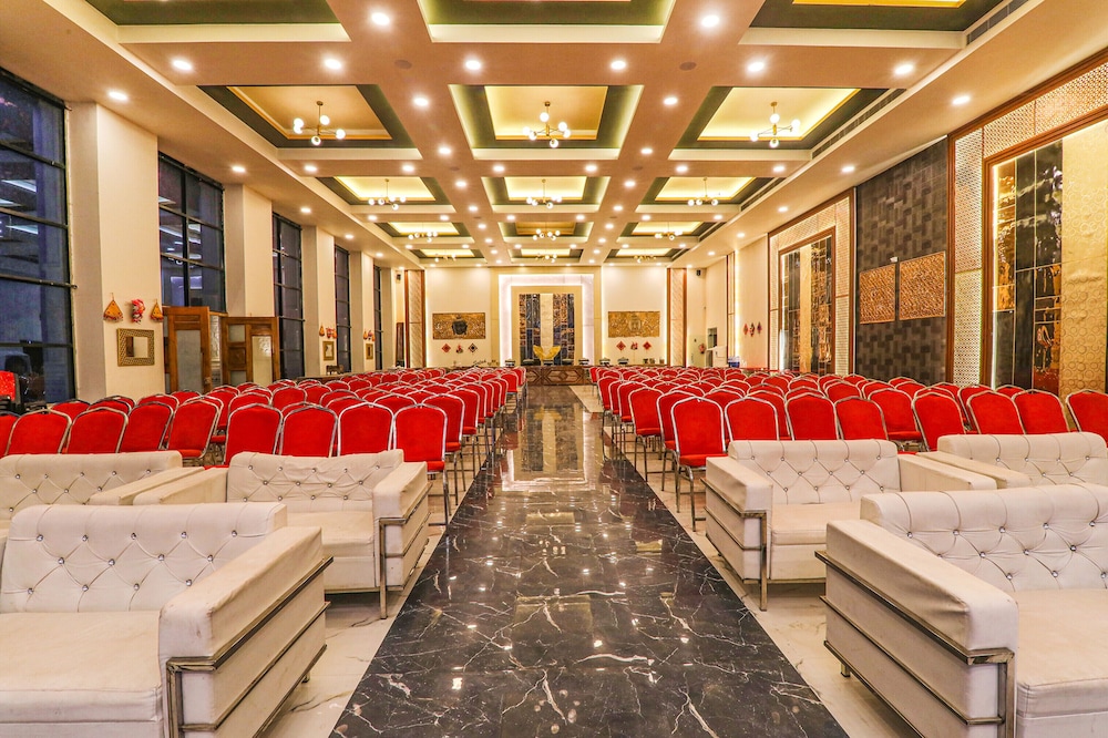 meeting & event spaces