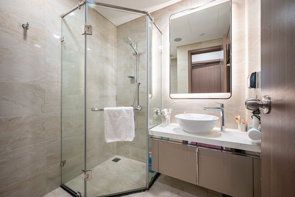 LANDMARK 81 Residences - ANGIA Hospitality