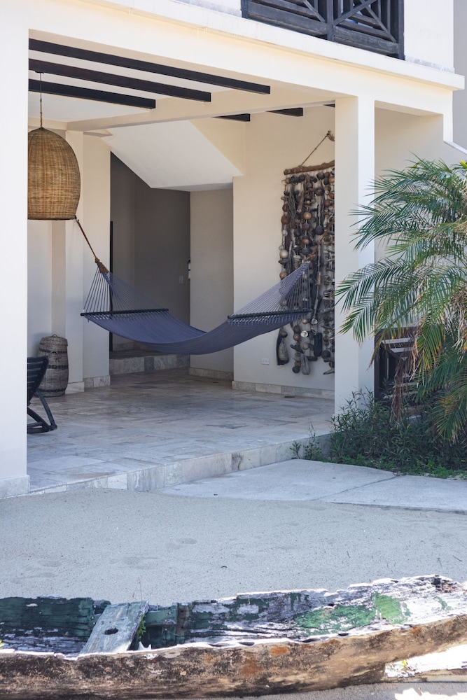 The Lodge at Jaguar Reef
