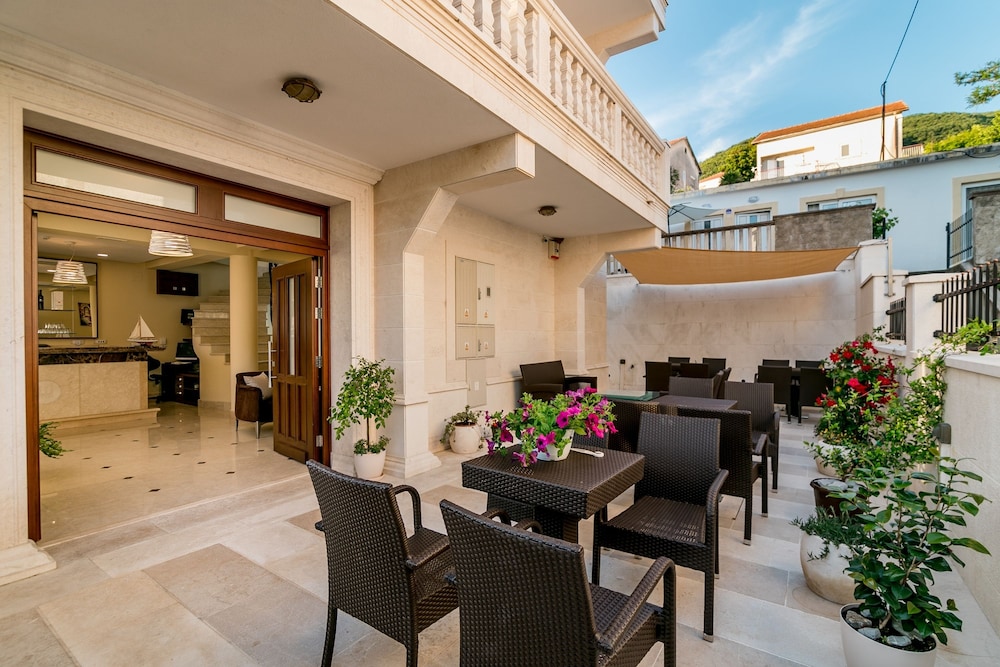 Hedera Residences