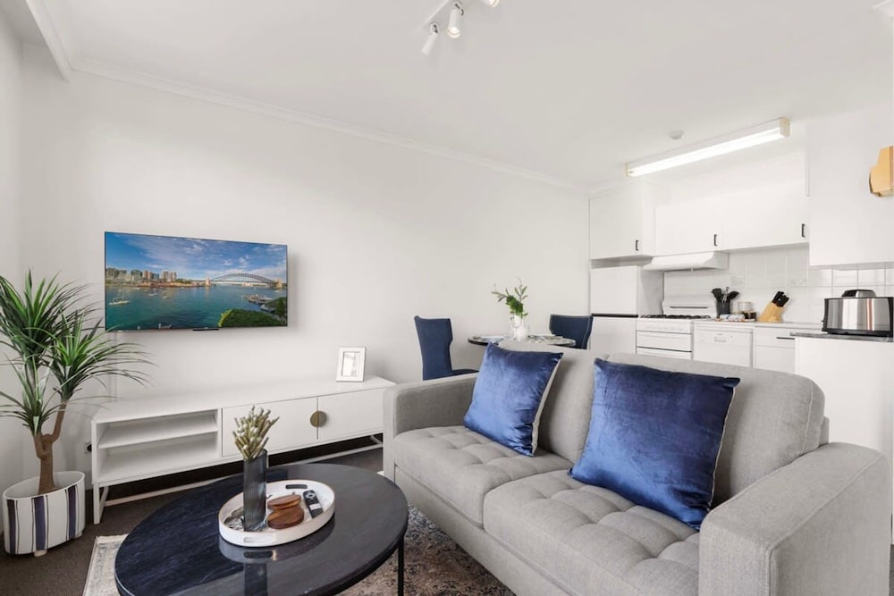 Harbourside 15 in Mcmahons Point