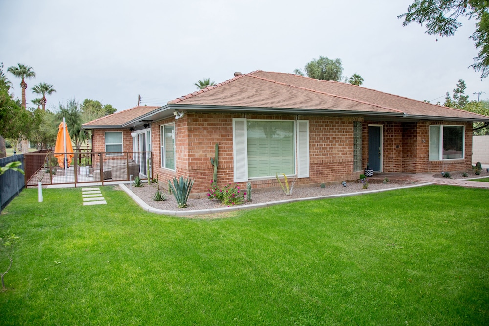 Encanto Vistas, A Golf Property in Central Phoenix