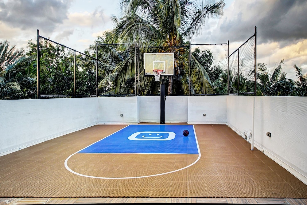 5 Bedroom Homes in Miami Beach by TMG