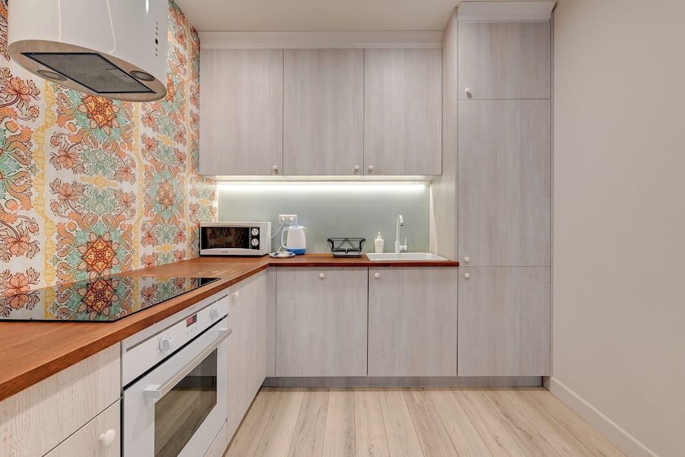 Apartinfo Aura Apartments