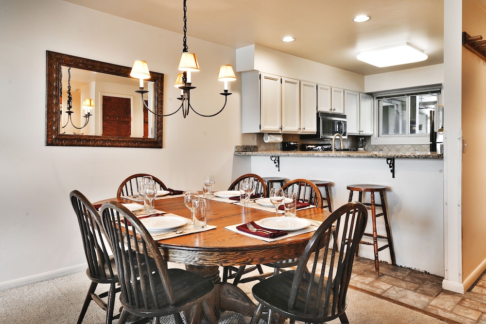 Park City Ski Resort - Snow Flower Vacation Homes
