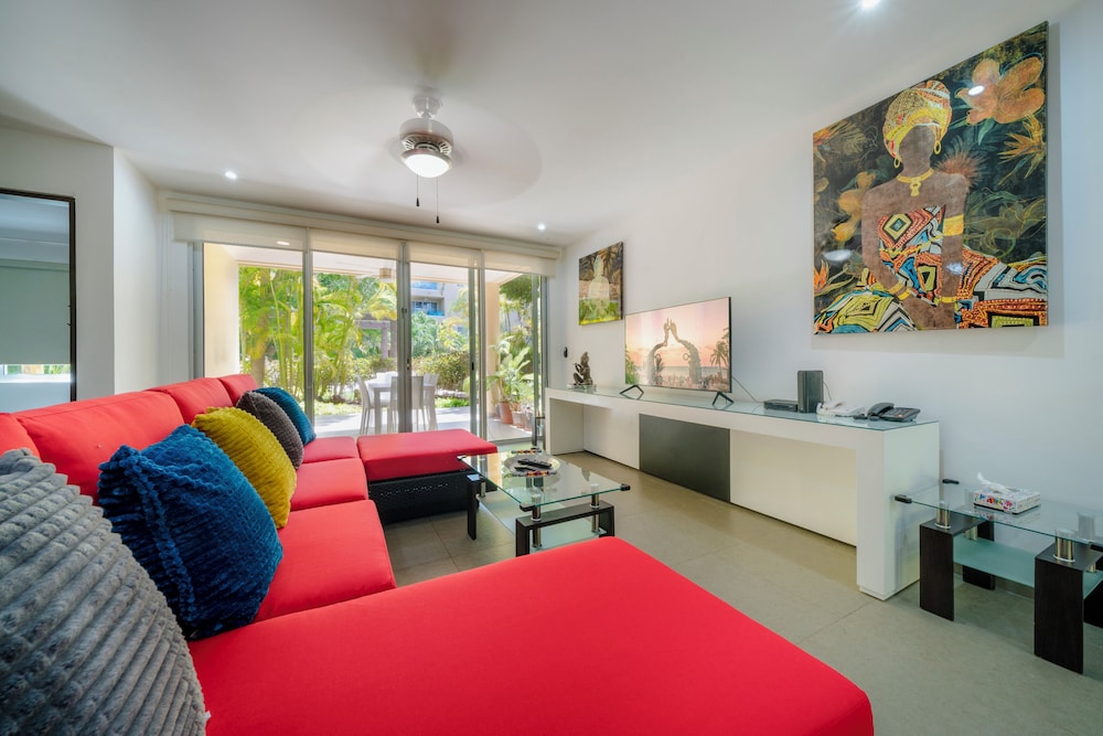 Condo de 3 habitaciones y 4 albercas
