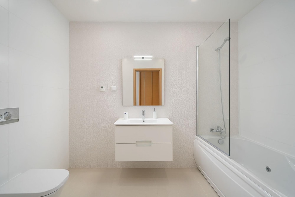 Enchanting Deluxe Lagos Apartment Ideal Homes view 5