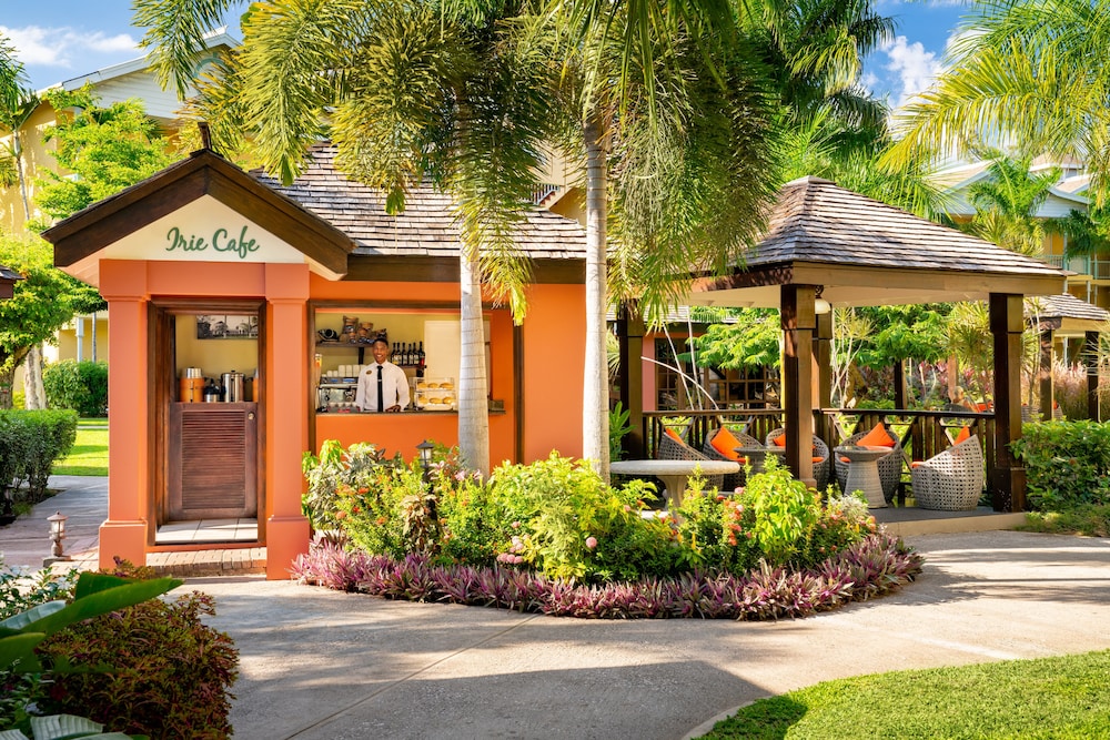 Jewel Paradise Cove Adult Beach Resort & Spa – All Inclusive