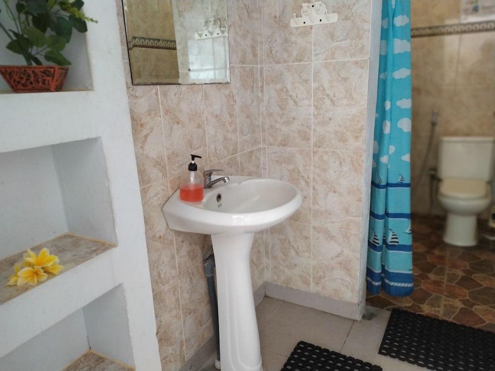 Twenty4Seven Bed & Breakfast - Hostel
