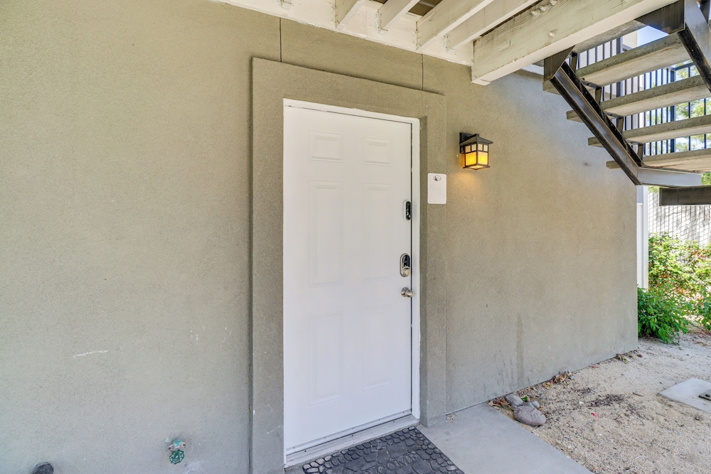 Charming Condo w/ Patio, Near Downtown Reno! view 4