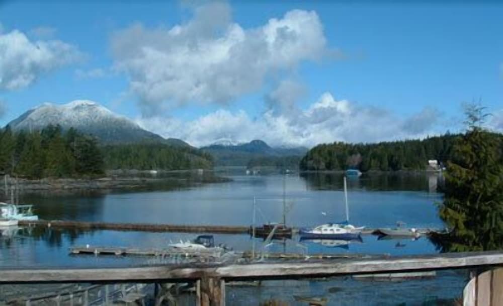 Tofino Swell Lodge