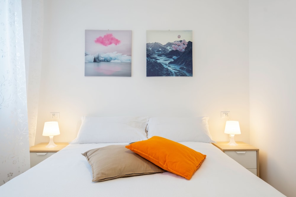 Porta San Felice Cozy Apartments view 5