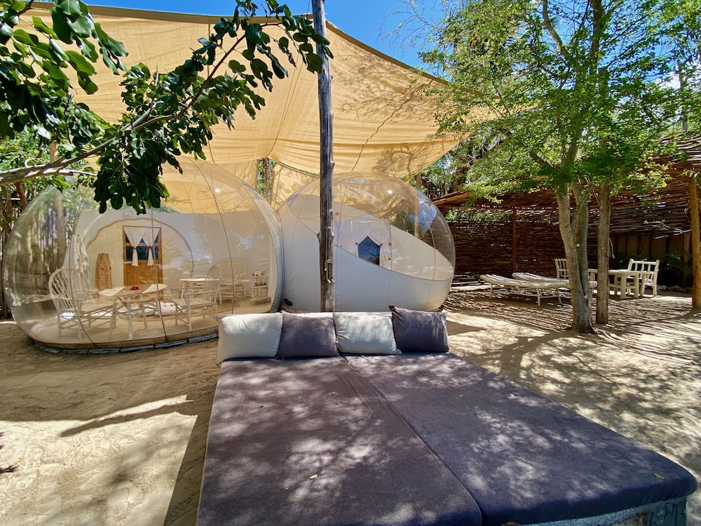 Rock and Sea Resort