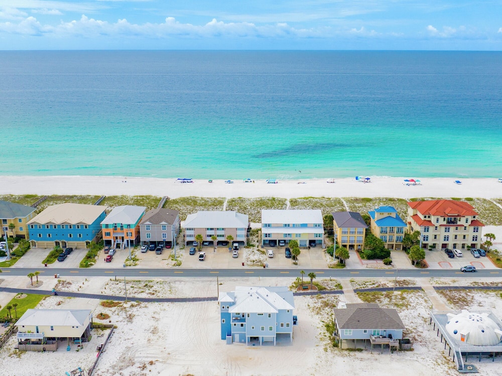 Navarre Dreams by Southern Vacation Rentals