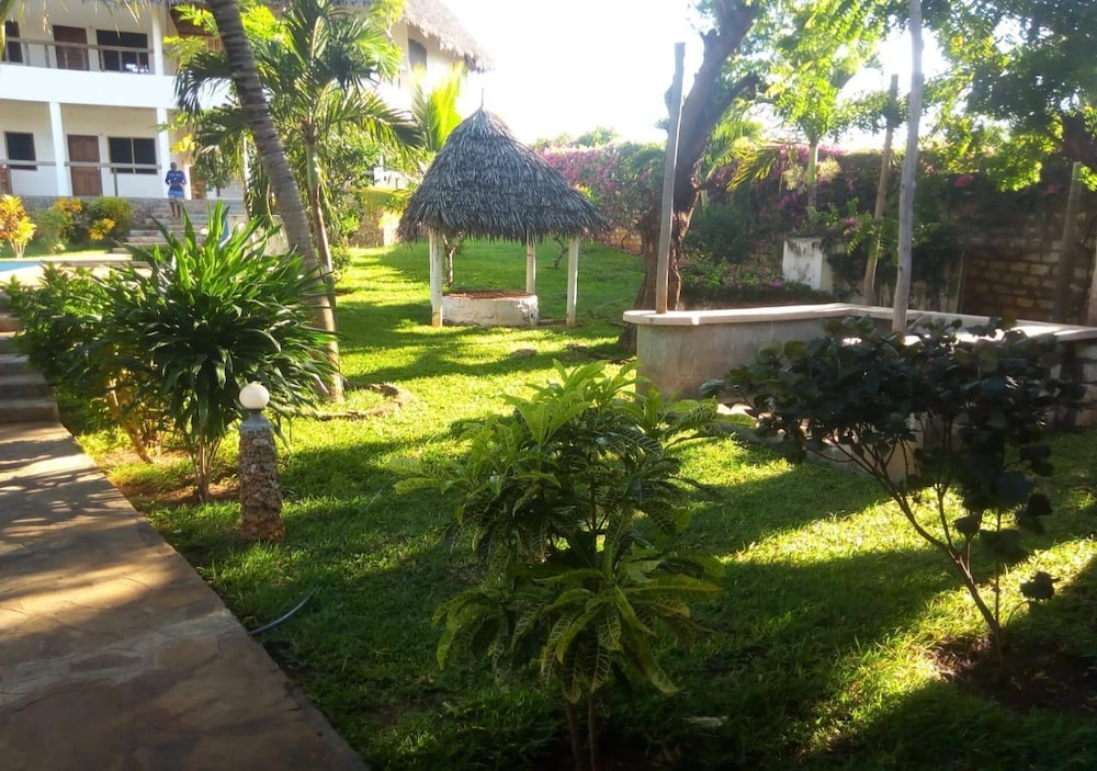 Photo 28