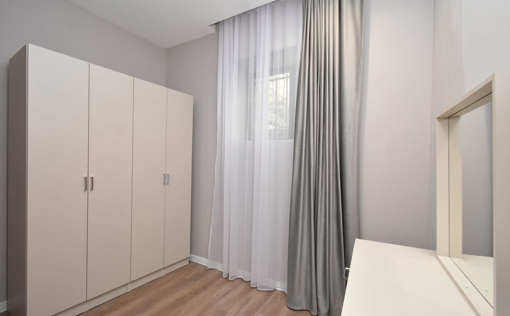 apartment on Zavaryan street