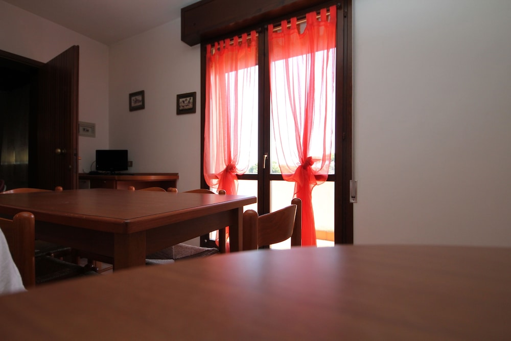 Apartment 150m From the Beach