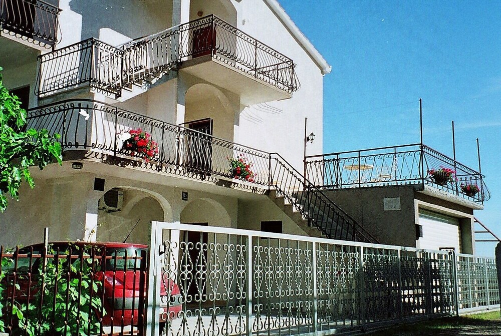 Ante - 60m From the sea - A2