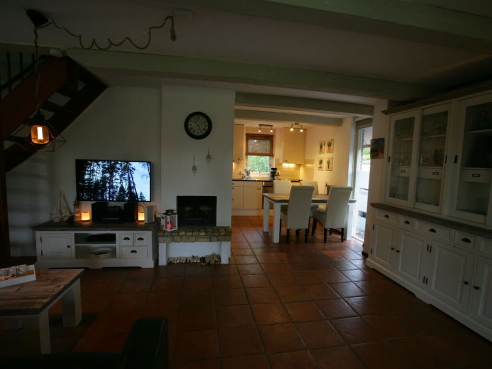 Photo 31