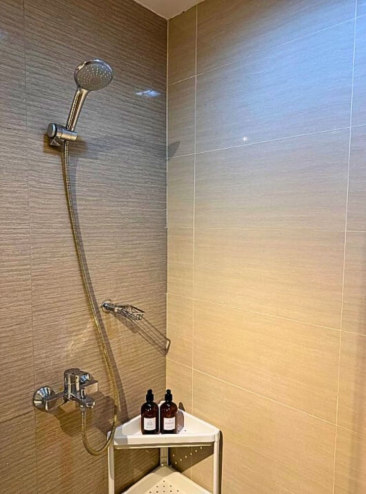Live Luxury Living at BGC Venice