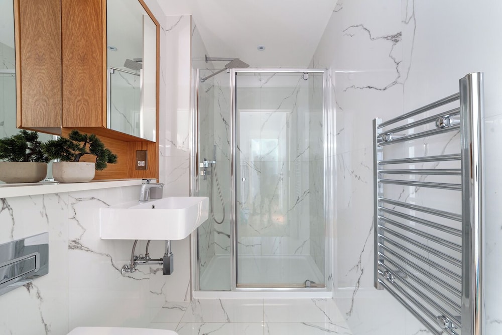 The Ealing Luxury Flat