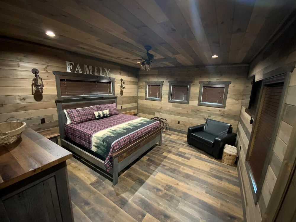 Coal Camp Lodge
