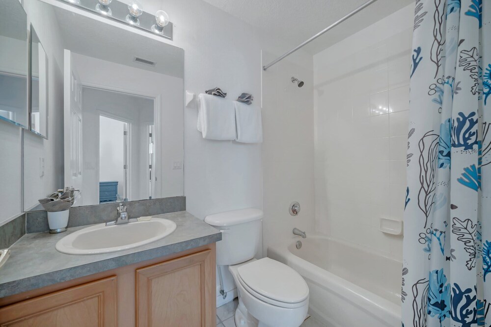 Calabay Park 416 - Image 3