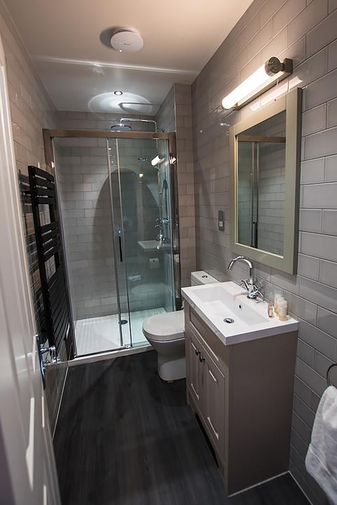 Carlisle Vacations - The Halston - Property Image 9