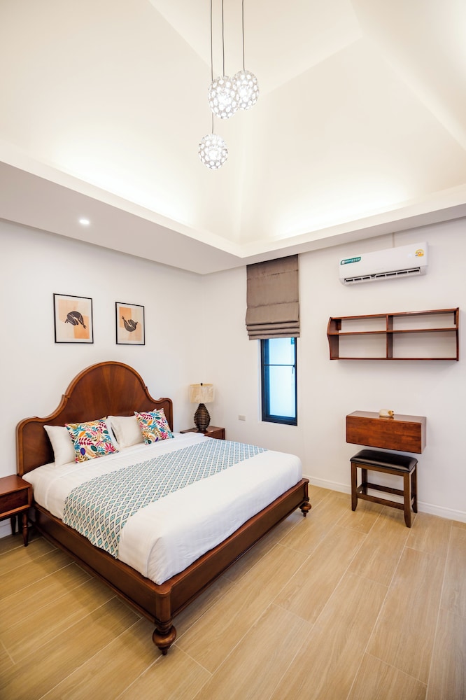 Full moon Bay hua hin Cha-am