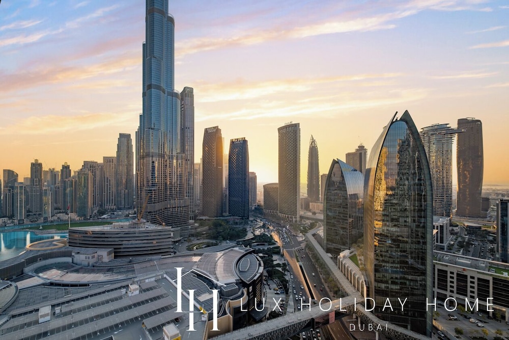 LUX The EMAAR Fashion Avenue Studio 2