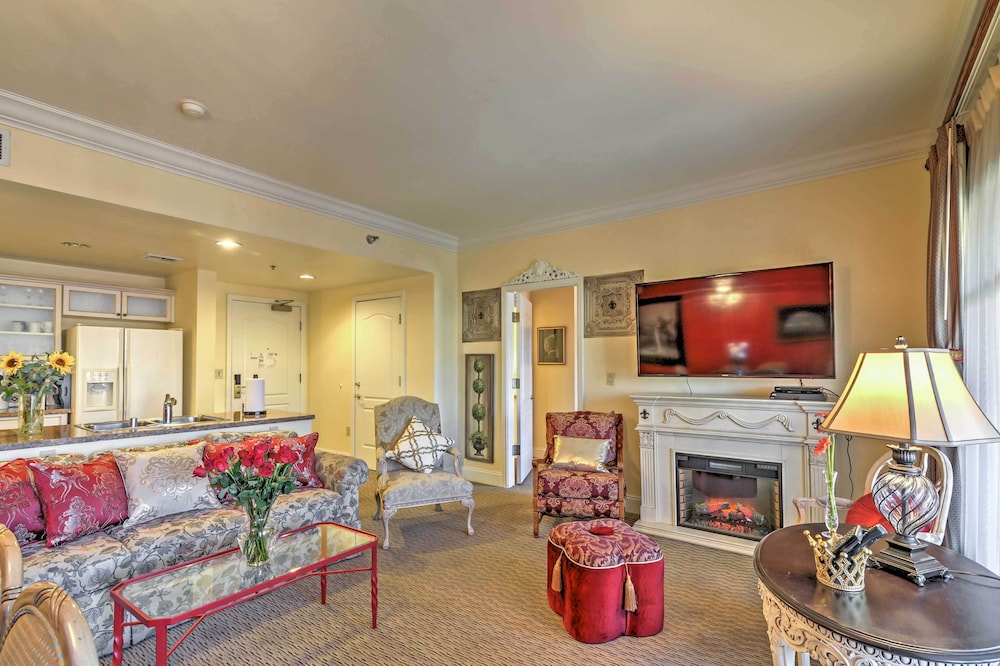 Lake Las Vegas Condo w/ Balcony, Resort Amenities!