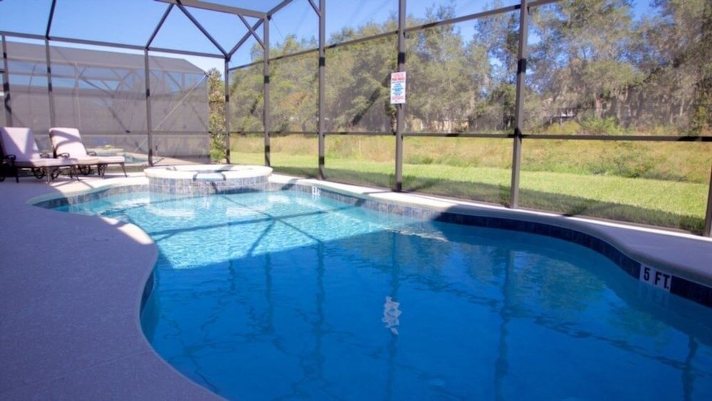 The Stirling Luxury Solterra Vacation Home 6 Bedroom Home by Redawning - Image 5