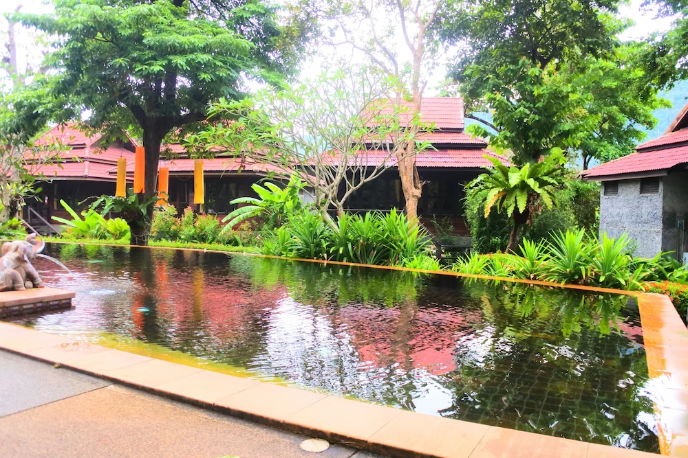 Baan Laanta Resort and Spa