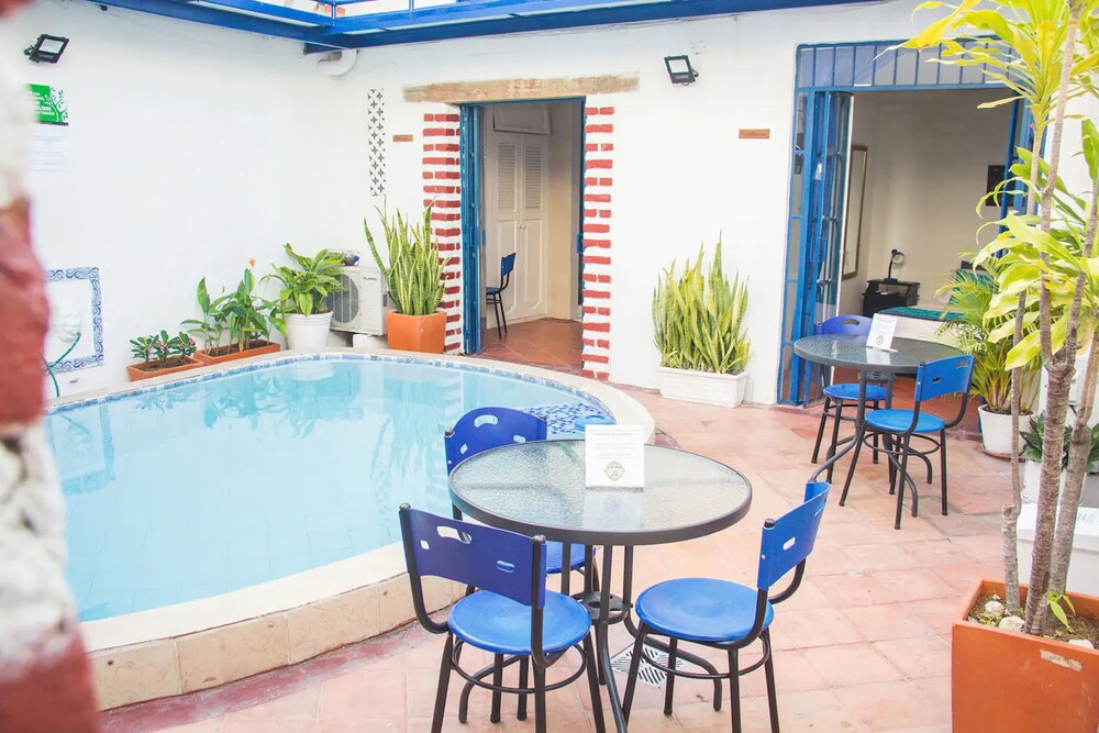 HPT-ST HABITACION DE HOTEL CON VISTA