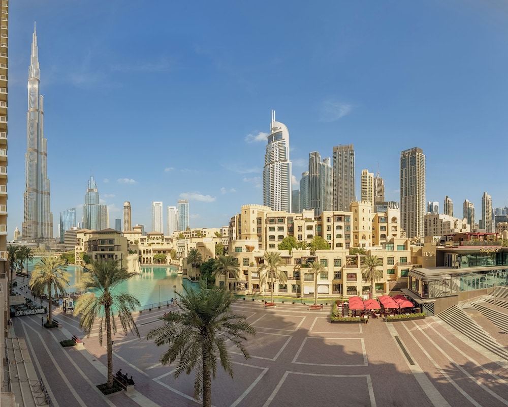 Maison Privee - Exclusive Duplex Villa with Panoramic Terrace Overlooking Burj Khalifa