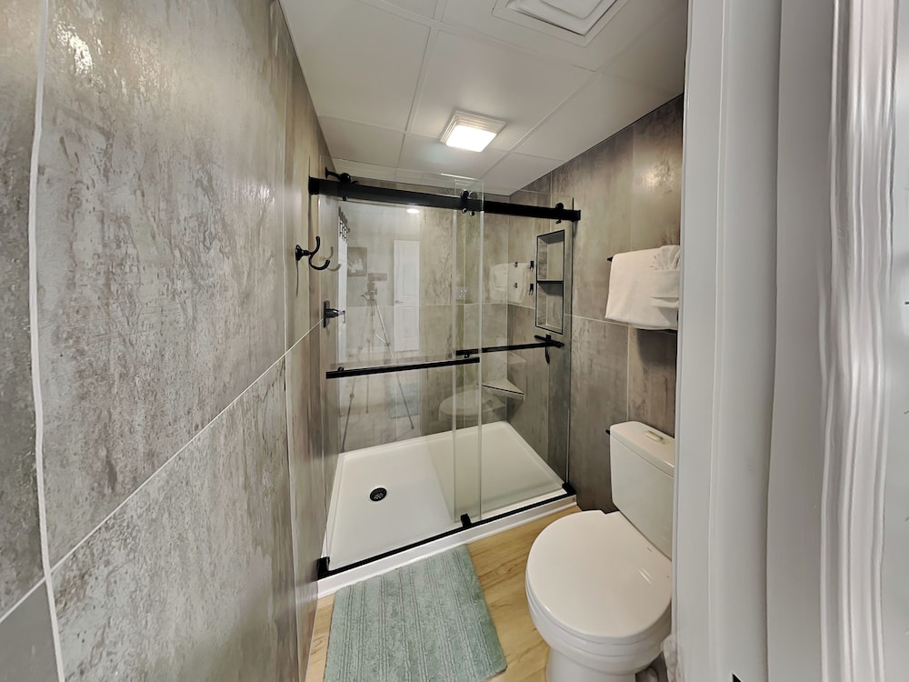 Mountain Breeze Retreat by Jackson Mountain Rentals