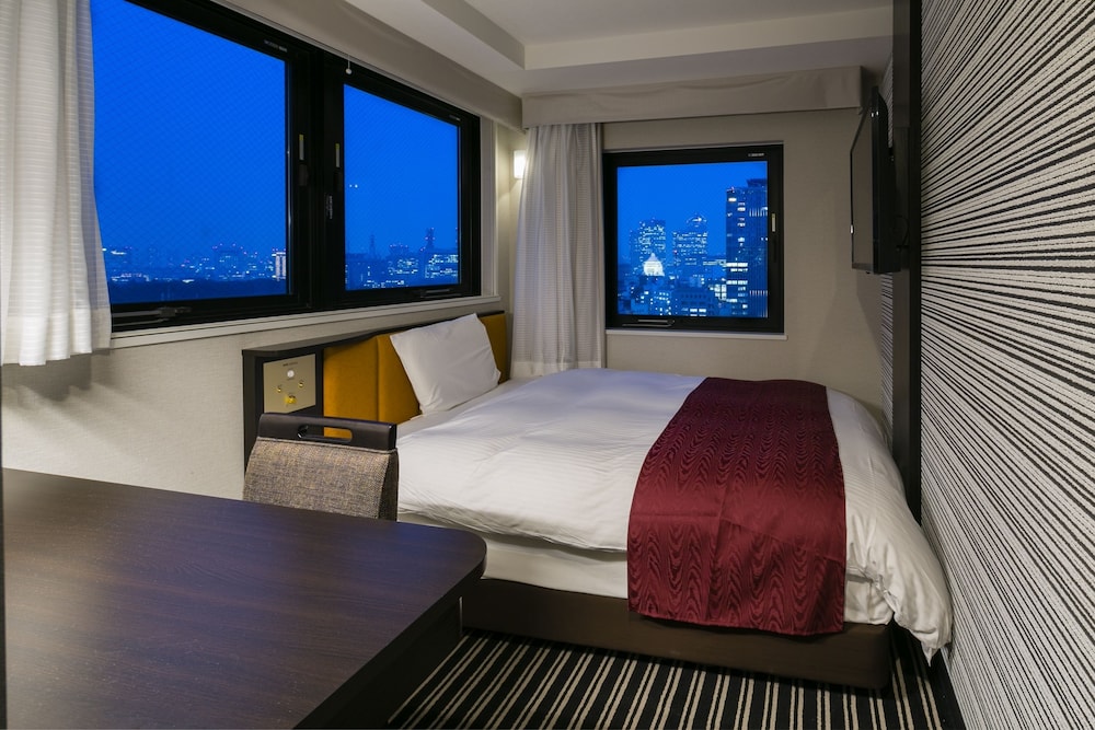 APA Hotel Nagatacho Hanzomon Ekimae 8