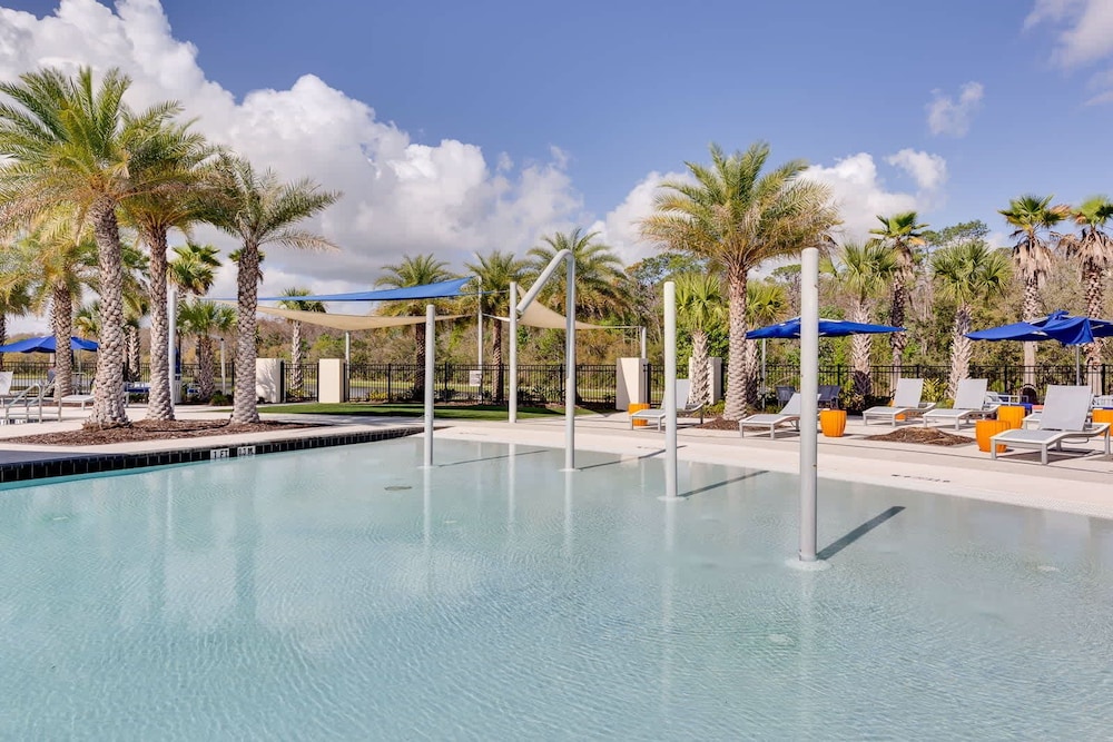 Magical 15-bedroom Villa Game Room, Theater & More!