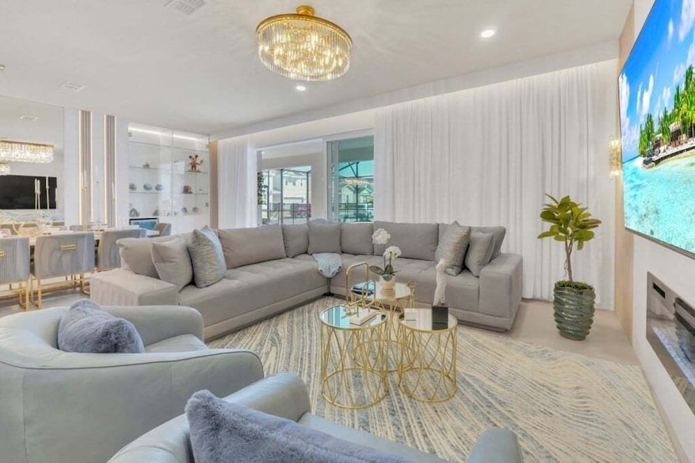 10 Bed 8 Bath Villa Gamesroom & Pool 16284saint 10 Bedroom Villa
